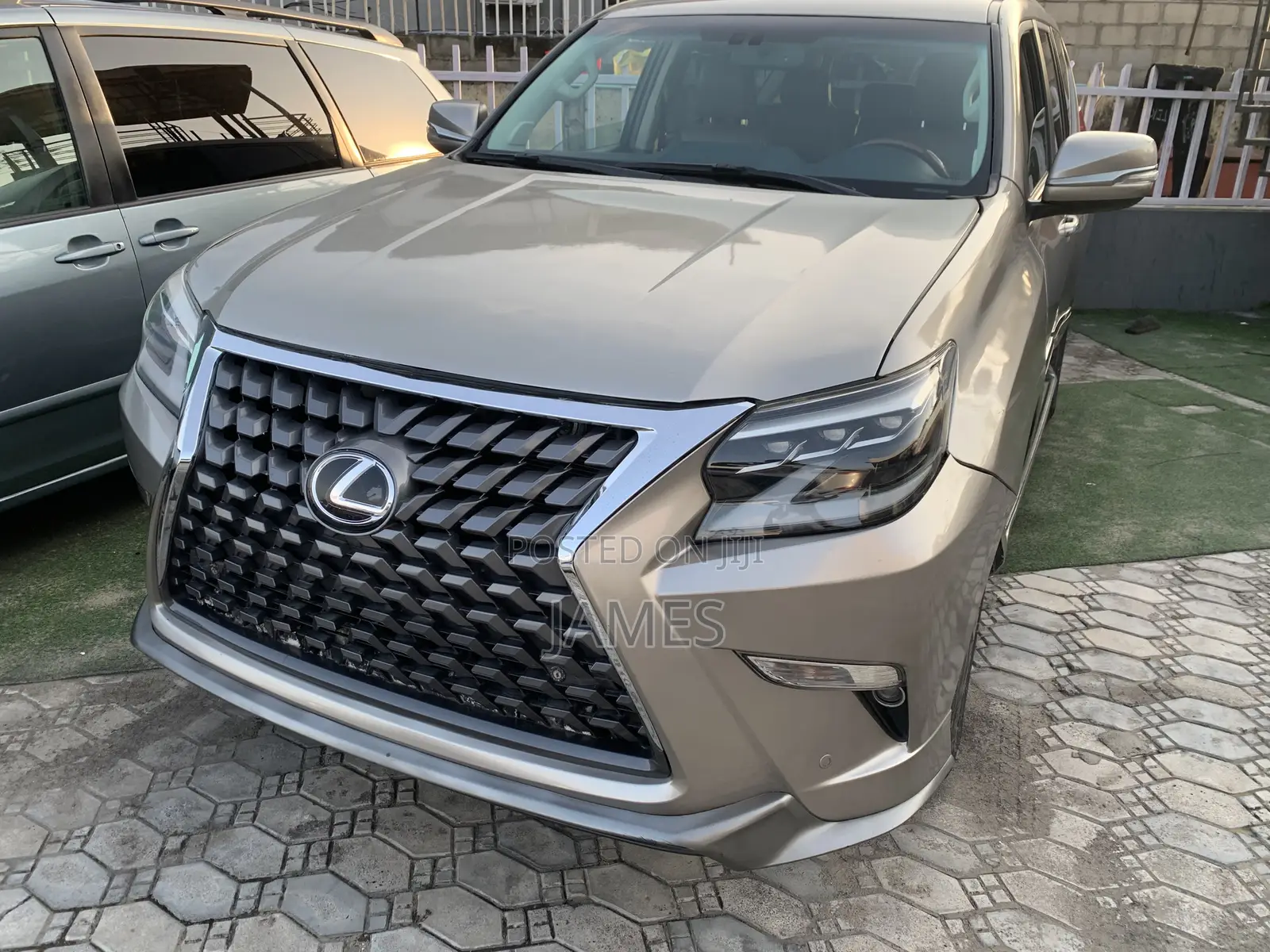 Lexus GX 460 Luxury 2019 Red