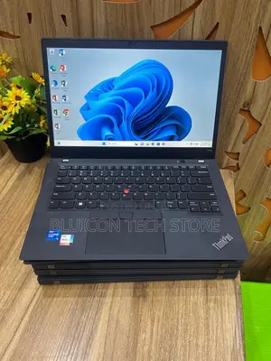 Laptop Lenovo ThinkPad T14s Gen 2 16GB Intel Core i5 SSD 256GB