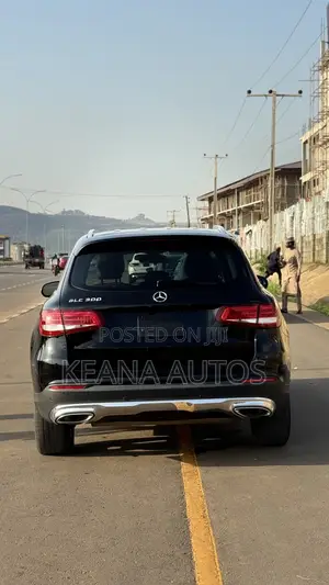 Mercedes-Benz GLC-Class 2016 Black