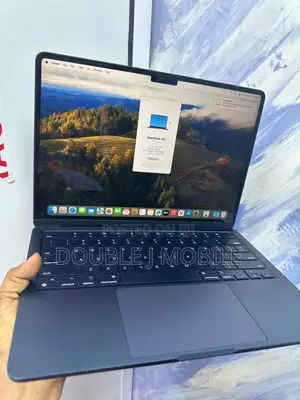 Laptop Apple MacBook Air 2024 M3 24GB Apple M3 SSD 512GB