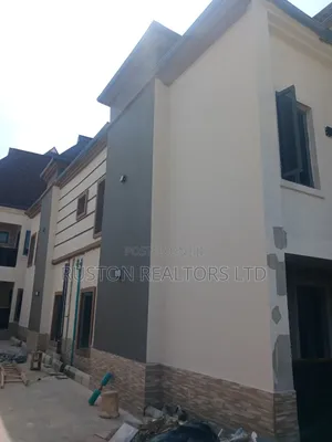 5bdrm Duplex in Bodija for rent