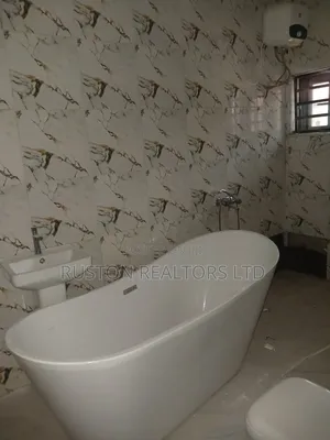 5bdrm Duplex in Bodija for rent