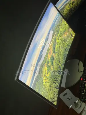 Samsung Cf391 27” Curved Monitor