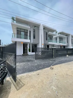 Furnished 4bdrm Duplex in Private Estate Lekki for sale