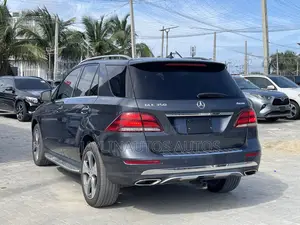 Mercedes-Benz GLE-Class 2016 Gray
