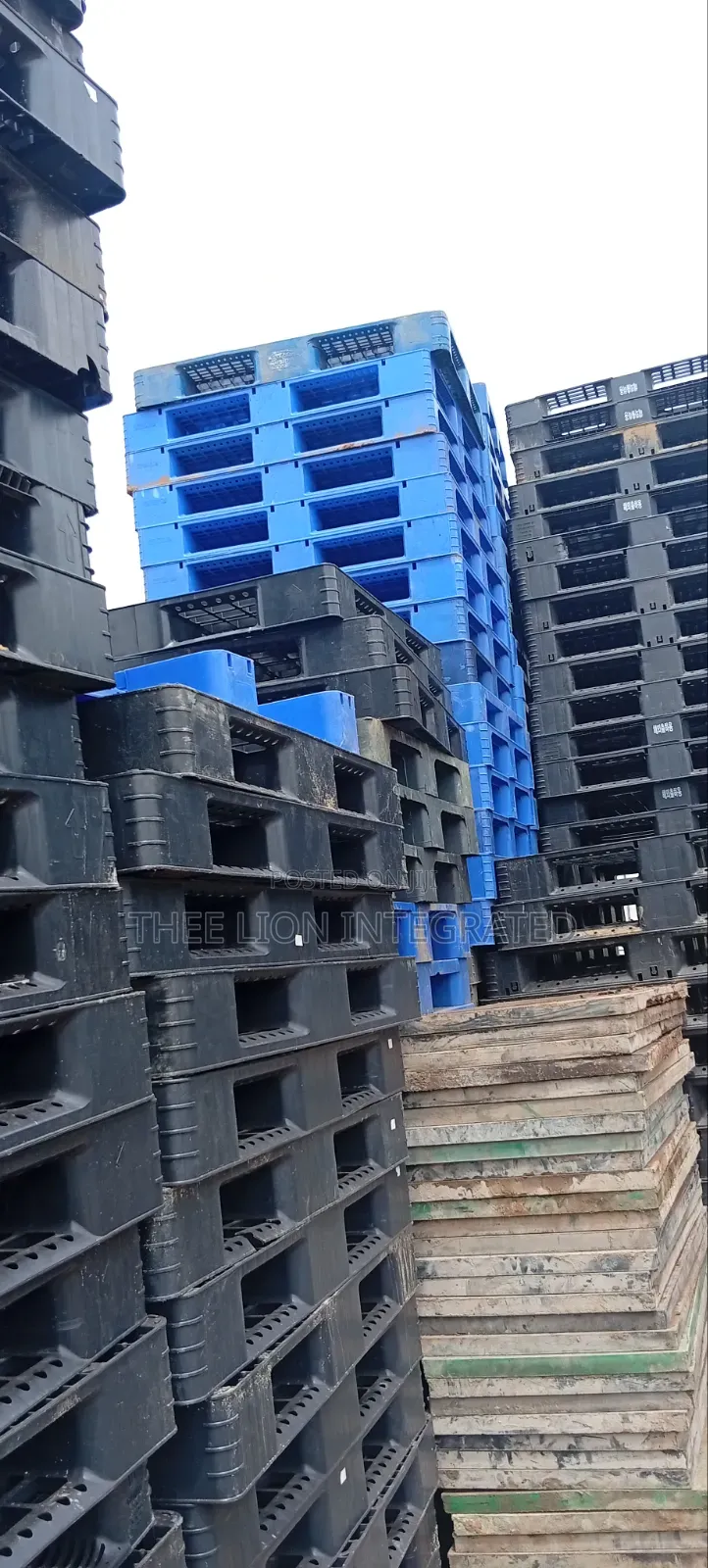 Heavy-duty Plastic Pallets