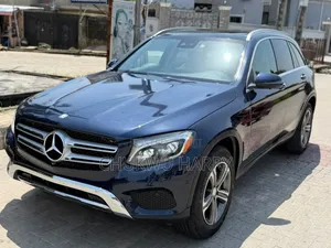 Mercedes-Benz GLC-Class 2016 Blue