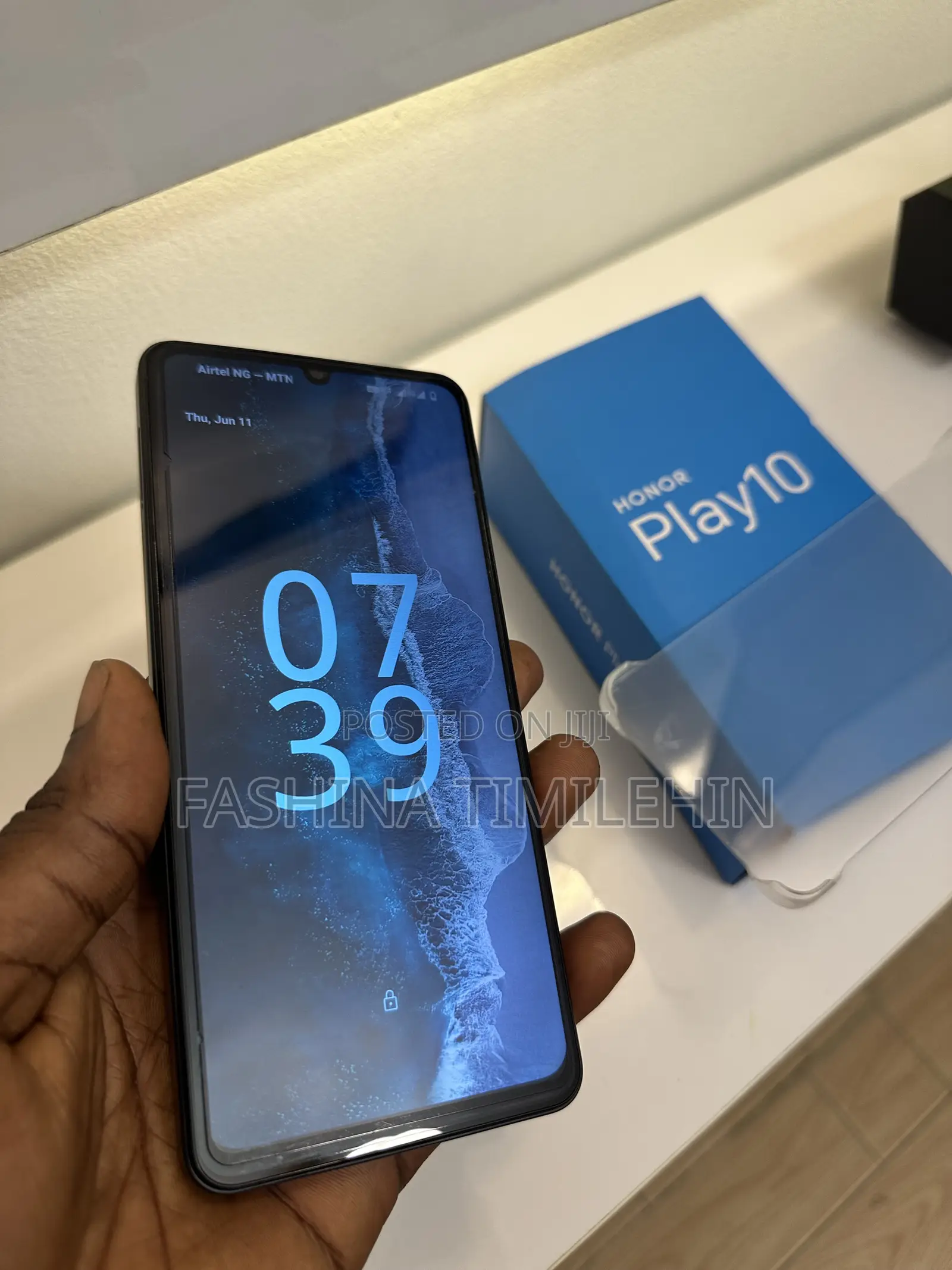 Honor Play10 64 GB Black