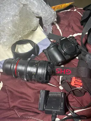 Lumix Gh5s Camera