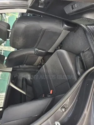 Toyota RAV4 LE 4dr SUV (2.5L 4cyl 6A) 2015 Gray
