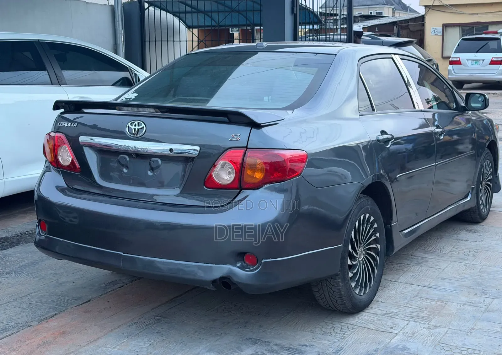 Toyota Corolla 2011 Green