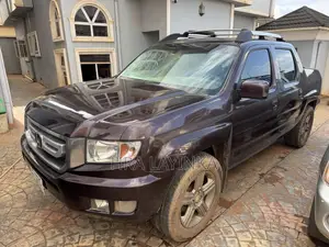 Honda Ridgeline RTS 2010 Burgundy