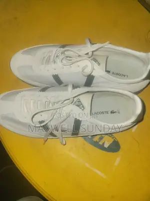 Size 44 Lacoste