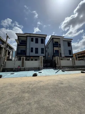 3bdrm Apartment in Opebi for sale