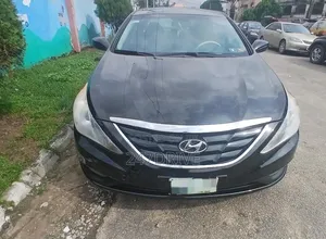 Hyundai Sonata SE Sedan FWD (2.4L 4cyl 6A) 2012 Black