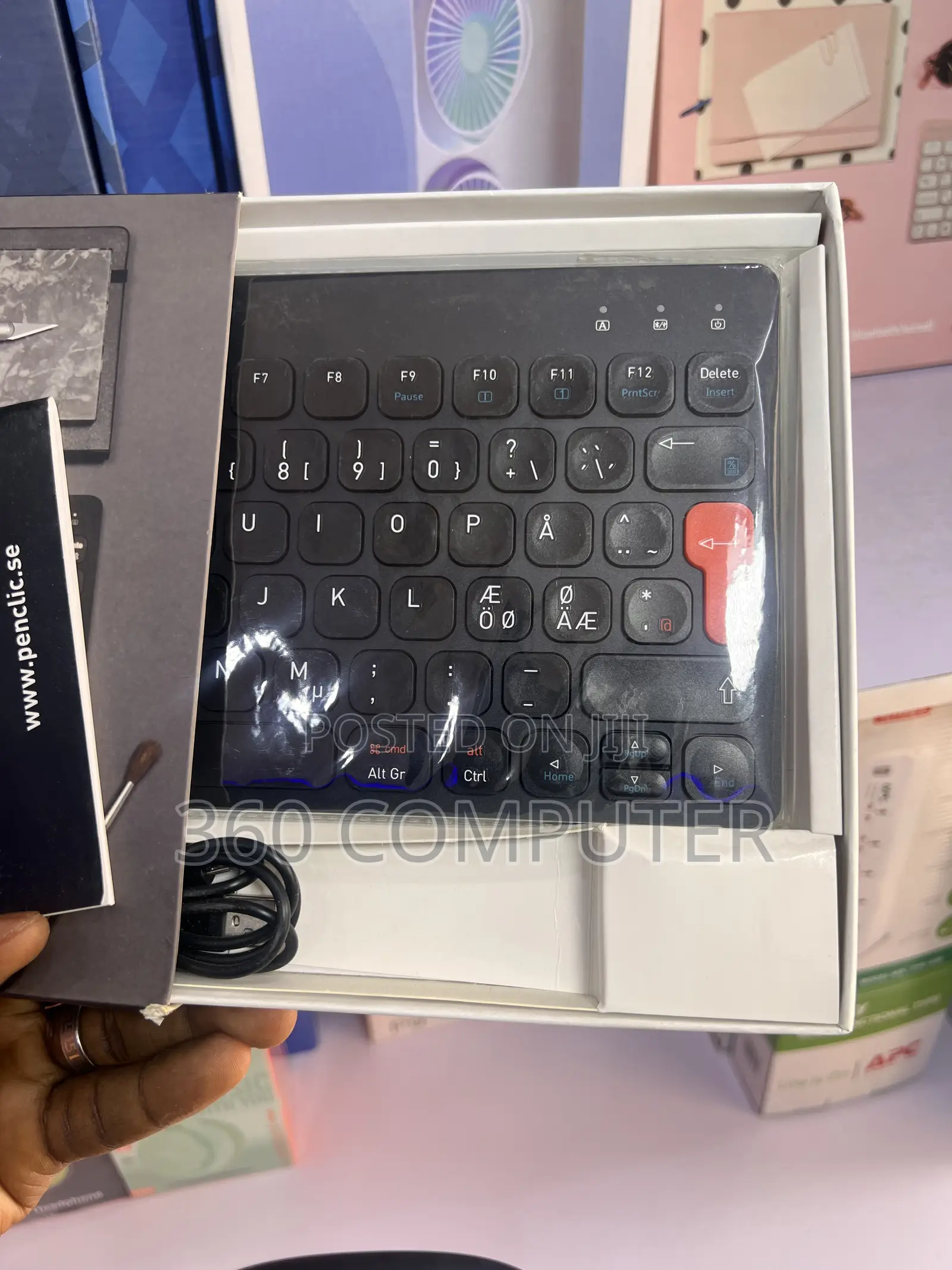 Penclic Rechargeable Bluetooth Keyboard