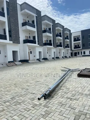 2bdrm Block of Flats in Mobil Road Ilaje for sale