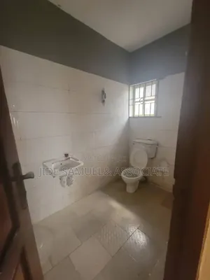 Furnished 3bdrm Block of Flats in Ayobo for rent