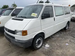 Volkswagen Transporter 2004 White