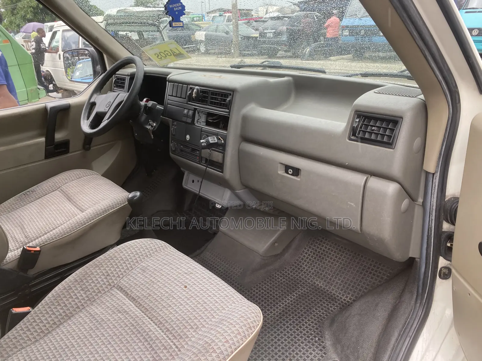 Volkswagen Transporter 2004 White