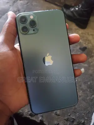Apple iPhone 11 Pro Max 64 GB Green