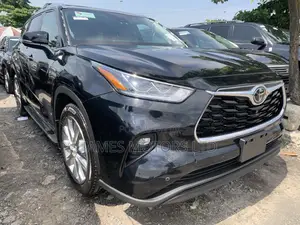 Toyota Highlander 2021 Black