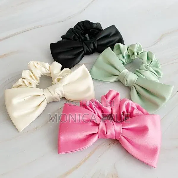 Scrunchy Bow