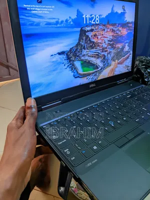 Laptop Dell Latitude 5540 8GB Intel Core i5 SSD 256GB