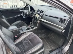 Toyota Camry XSE 4dr Sedan (2.5L 4cyl 6A) 2015 Gray