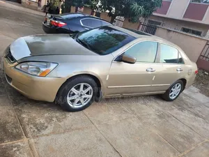 Honda Accord 2005 White