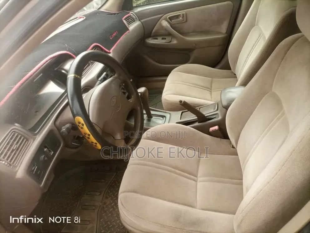 Toyota Camry 2002 Silver