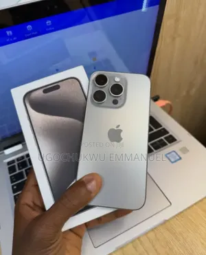 Apple iPhone 15 Pro 128 GB Silver