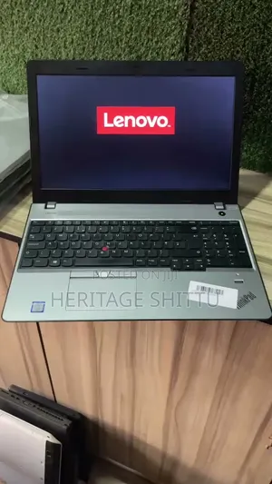 Laptop Lenovo ThinkPad E570 8GB Intel Core i5 HDD+SSD 1.5T
