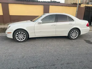 Mercedes-Benz E300 2008 White