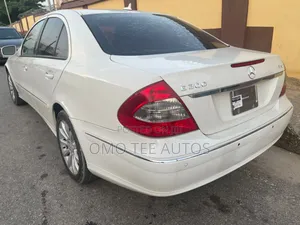 Mercedes-Benz E300 2008 White