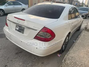 Mercedes-Benz E300 2008 White