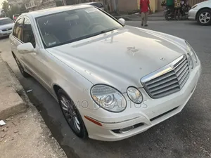 Mercedes-Benz E300 2008 White