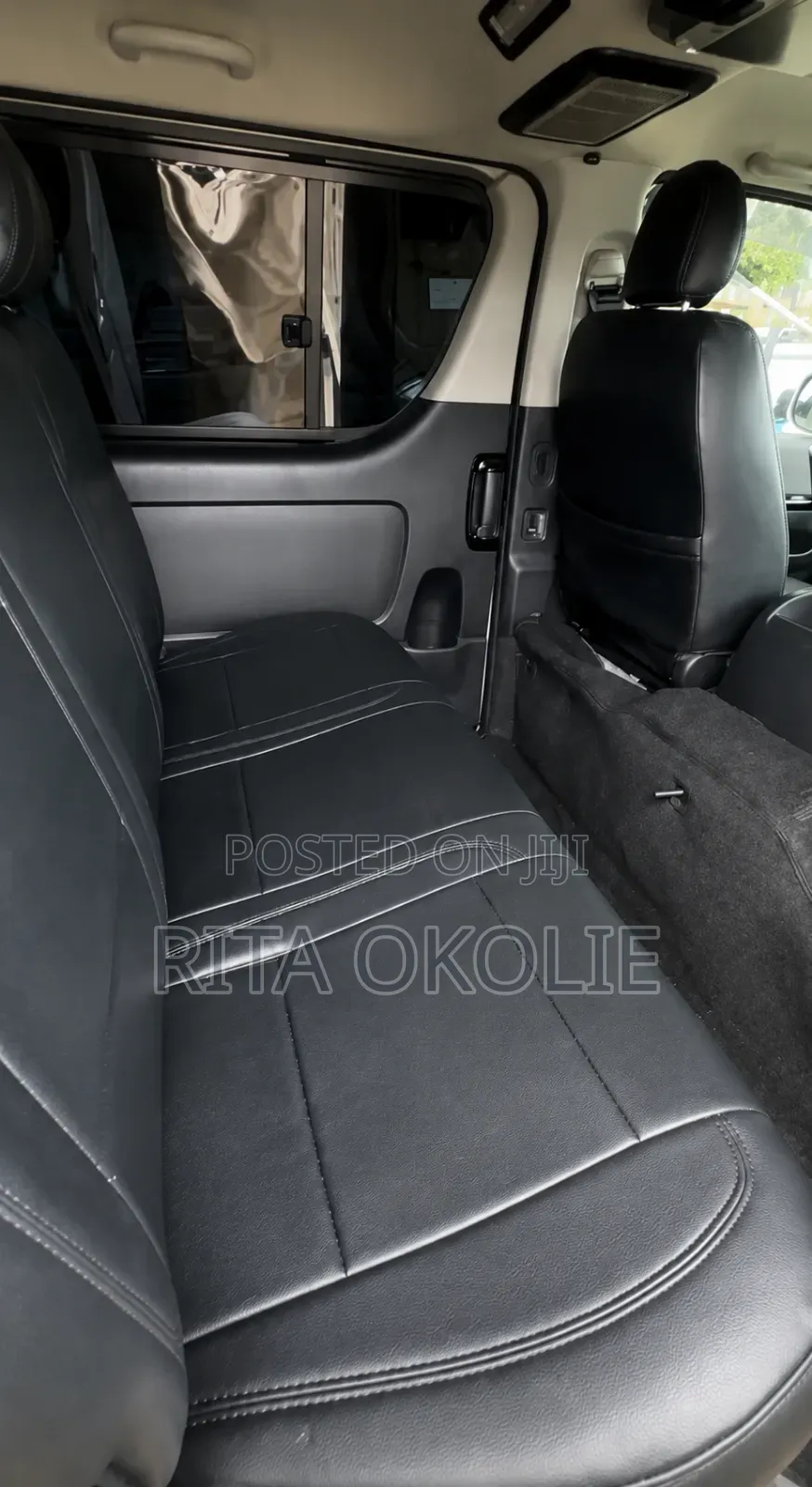 Toyota HiAce 2010 White