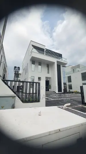 6bdrm Duplex in Osapa london for sale