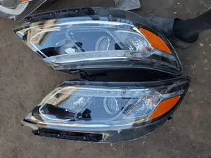 Complete Headlights for Kia Sorento 014 Is Available