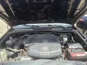 Toyota Tacoma Double Cab 4x4 4.0L V6 5-Speed Automatic 2013 Black