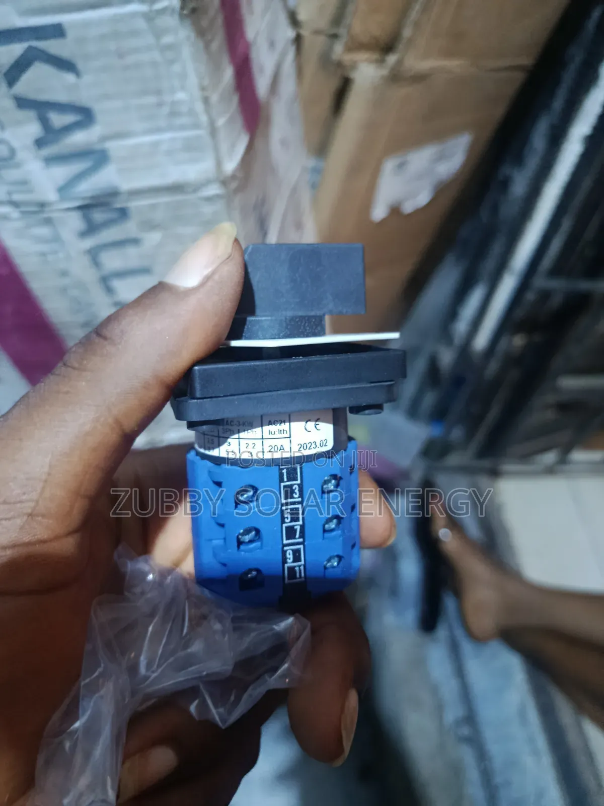 Cam Switch Off on 20a 3pole