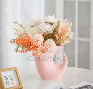 Moon Shape Vase