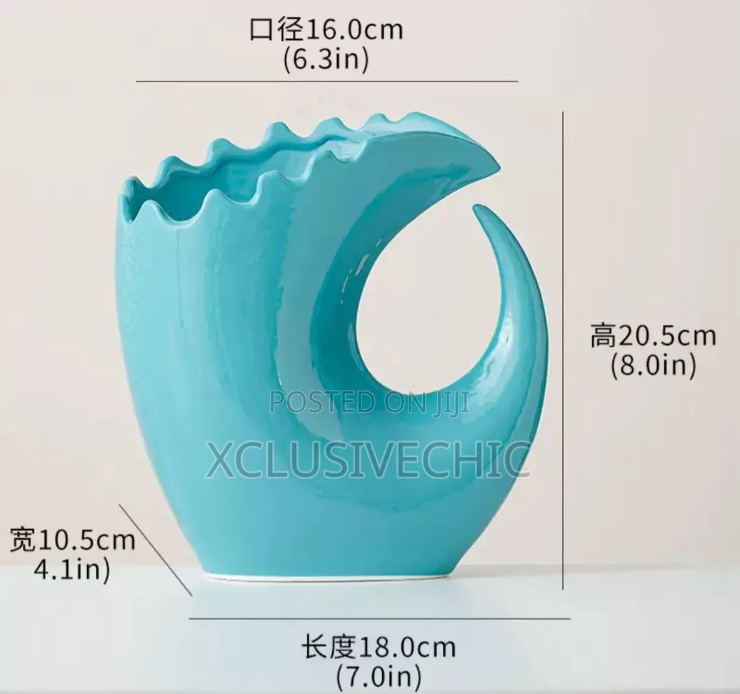 Moon Shape Vase