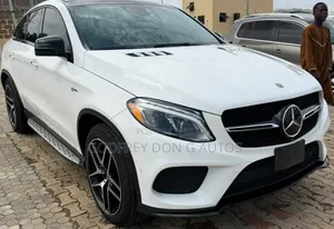 Mercedes-Benz GLE-Class 2019 White