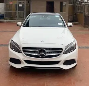 Mercedes-Benz C300 Sport 4Matic Sedan AWD (2.0L 4cyll 7A) 2016 White