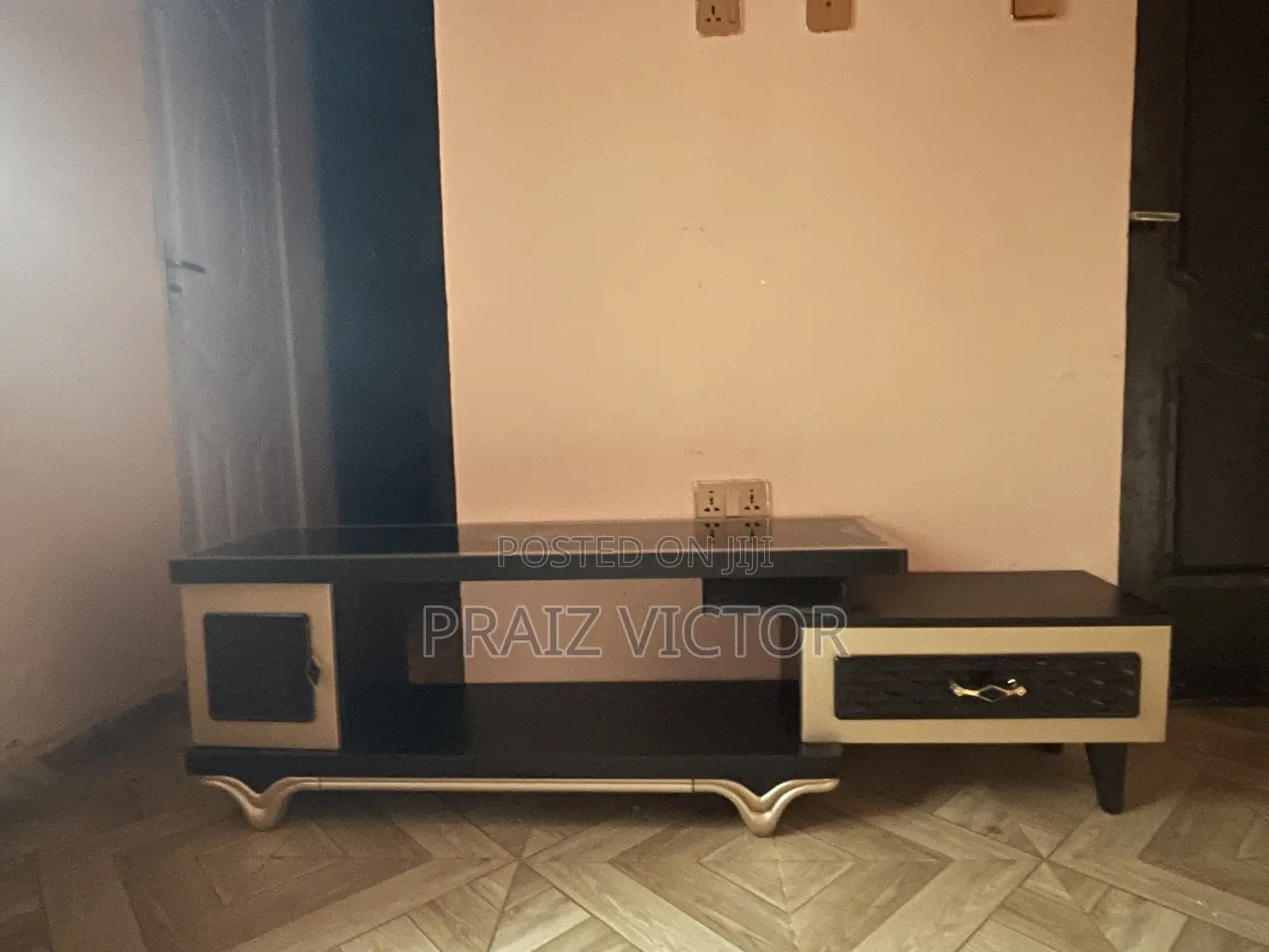 Tv Console