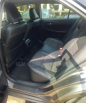 Toyota Camry SE 4dr Sedan (2.5L 4cyl 6A) 2016 Gray