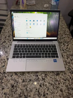 Laptop HP EliteBook 830 G8 16GB Intel Core i7 SSD 512GB