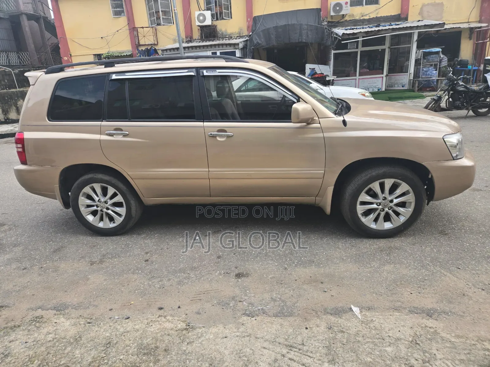 Toyota Highlander 2003 Gold